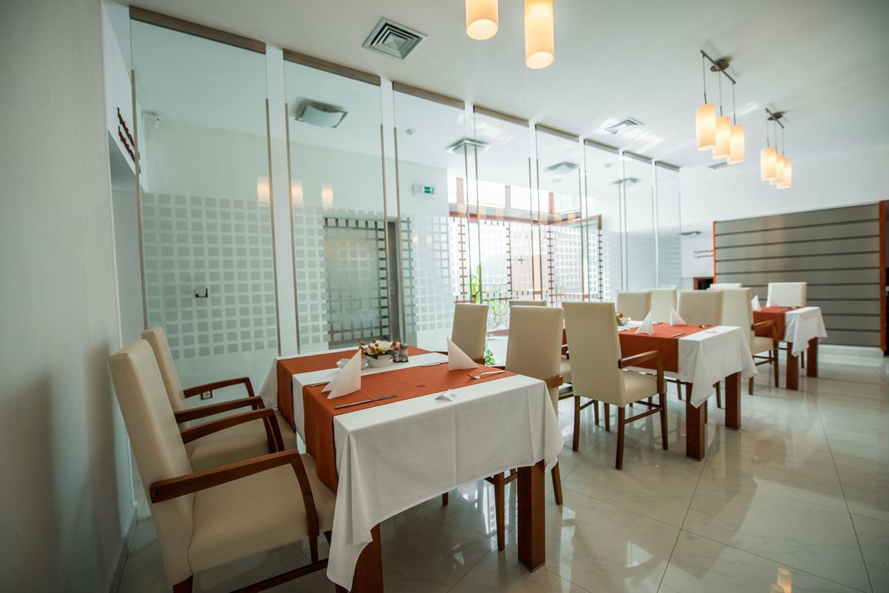 Garni Hotel Praha Trencsénteplic Kültér fotó