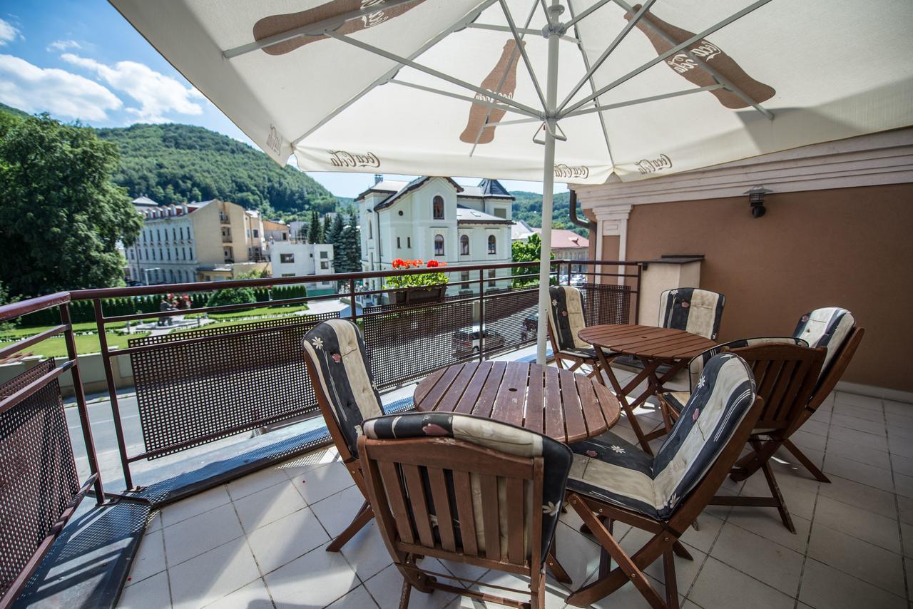 Garni Hotel Praha Trencsénteplic Kültér fotó