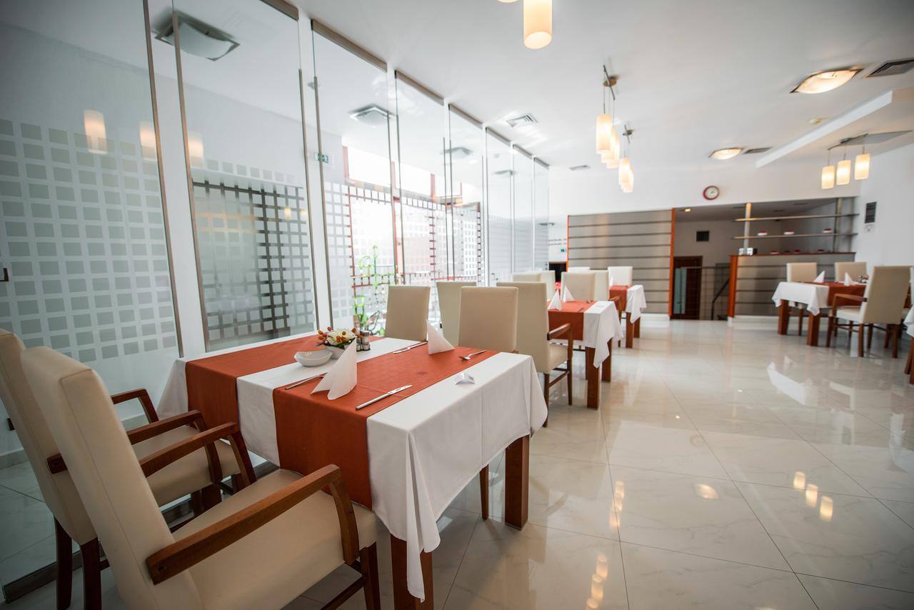 Garni Hotel Praha Trencsénteplic Kültér fotó